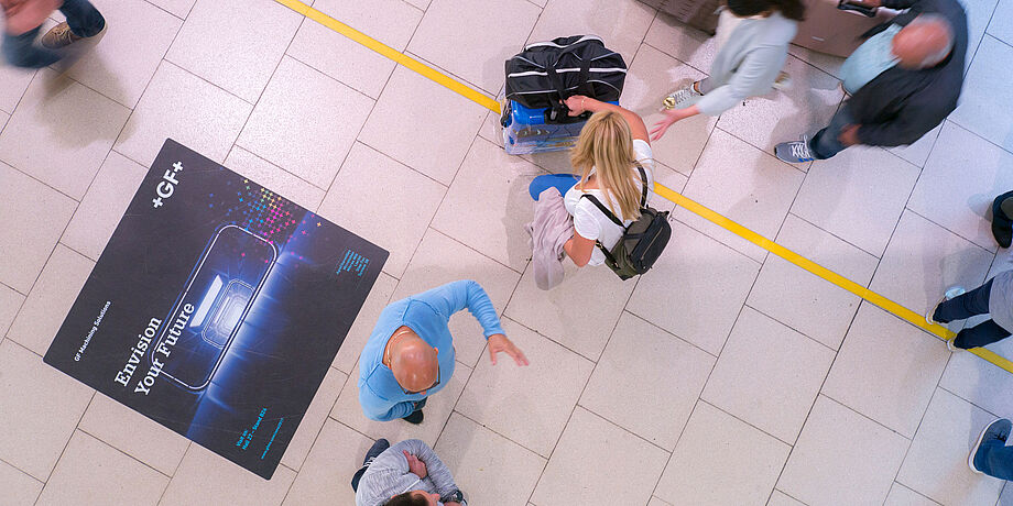 Werbefläche Bodenaufkleber im Terminal 