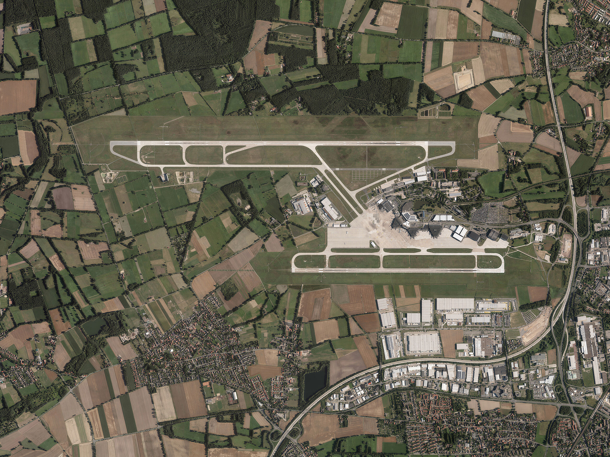 Luftbild vom Hannover Airport 2015