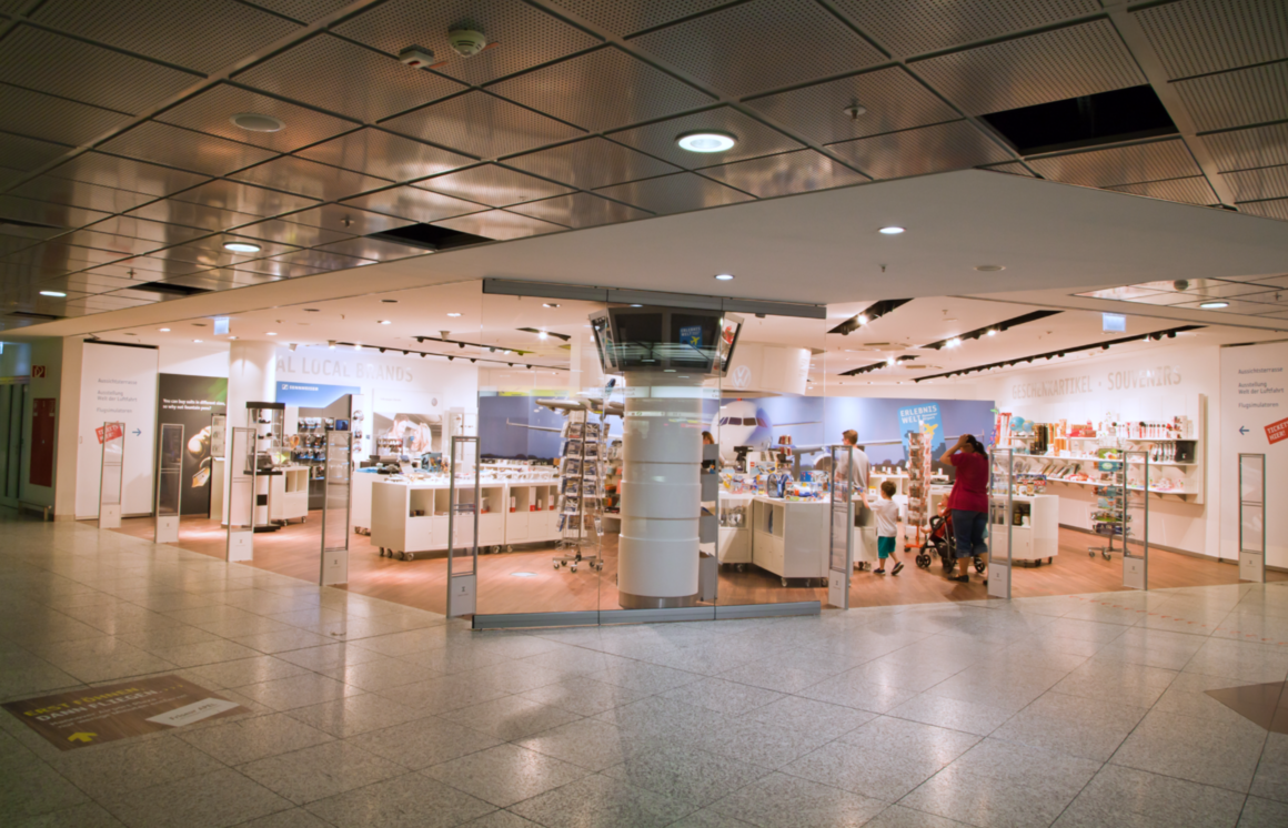 Foto von Erlebnisshop, Airport Plaza.