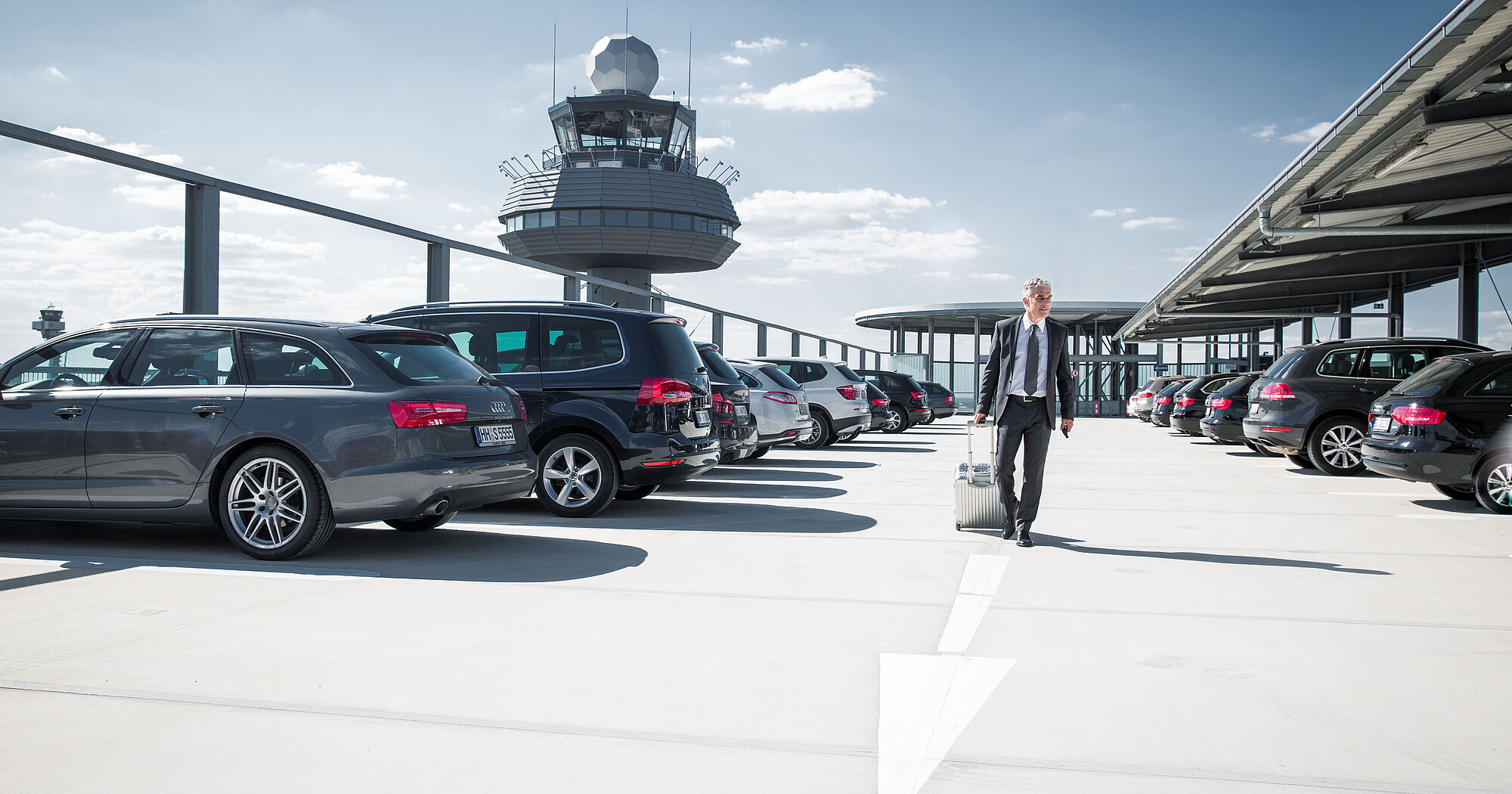 Its Reisen Parken Am Flughafen Hannover Inklusive www.hannover-airport.de