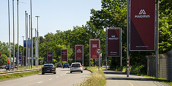 Werbefläche Street Board auf der Flughafenstraße